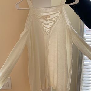 Off the shoulder white long sleeve shirt